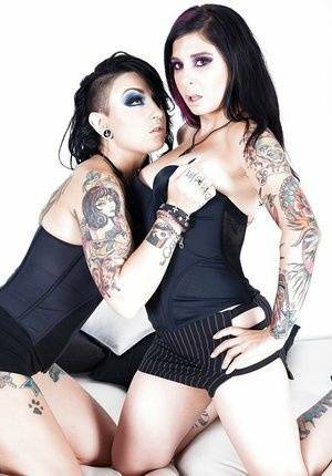 Goth models play with their tatted tight bodies and pussies on fangals.org