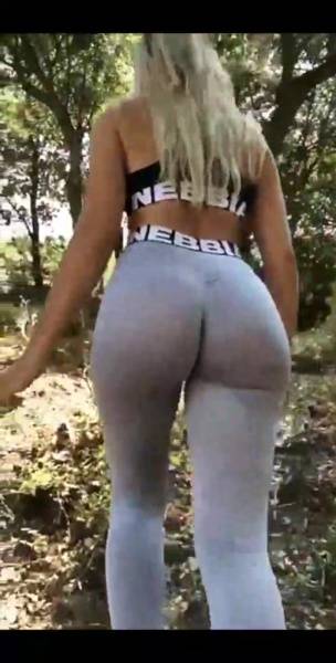 Paola Skye booty teasing snapchat premium xxx porn videos on fangals.org