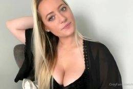 Cassi ASMR Sexy Therapy Video Leaked on fangals.org