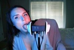 HeatheredEffect ASMR OnlyFans Kissing & Licking Short Video on fangals.org