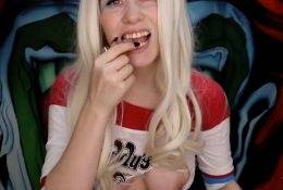 Ginger ASMR Harley Quinn Cheeky Video on fangals.org