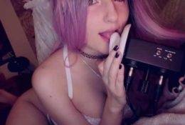 AftynRose ASMR Sweet Angel Licking Video! on fangals.org