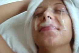 Amateur Ex-Gf Gets A Thick Facial on fangals.org