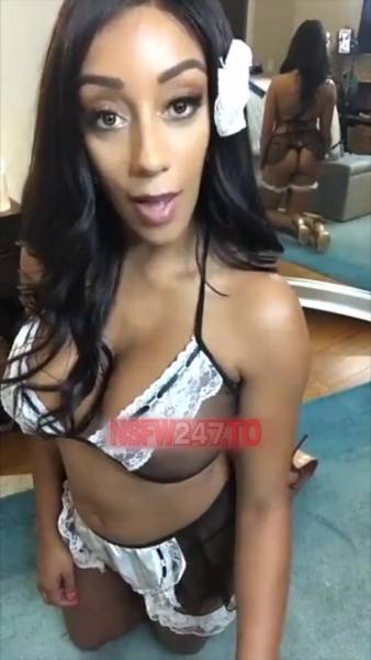 Ariana Gray sexy maid tease snapchat premium xxx porn videos on fangals.org