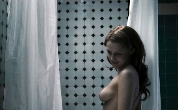 Teresa Palmer Nude on fangals.org