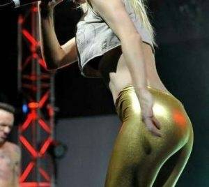 Yolandi Visser Naked (23 Photos) Mega on fangals.org