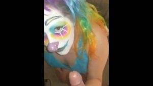 Fast Clown Licking on fangals.org