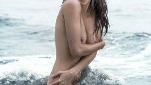 Kendall Jenner Nude Magazine Photoshoot Leaked Mega on fangals.org