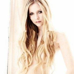 AVRIL LAVIGNE TOPLESS OUTTAKES NIP SLIPS LEAKED thothub on fangals.org