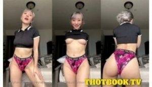 Stella Chuu Nude UnderBoob and Twerking Video Leaked thothub on fangals.org