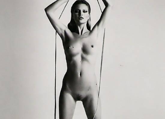 Kate Moss Nude on fangals.org