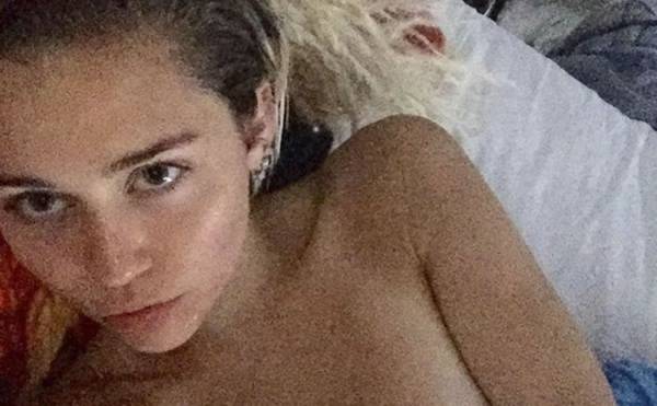 Miley Cyrus Naked on fangals.org