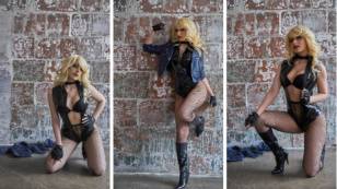 Vixence Black Cosplay Canary Photos on fangals.org