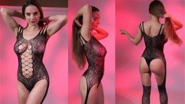 Xenia Crushova Youtuber Tryon Lingerie Try Leaked on fangals.org