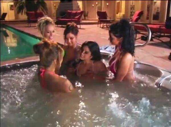 Sunny Leone Pool Orgy on fangals.org