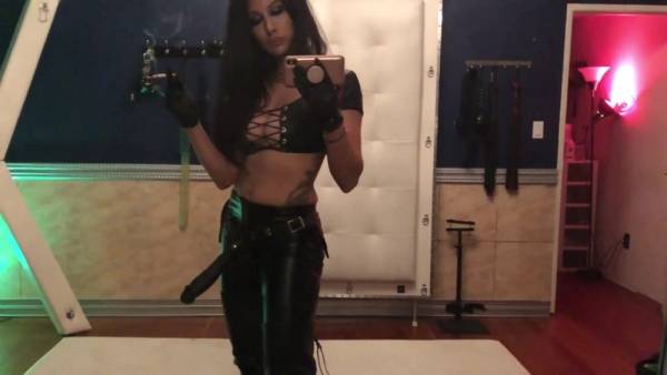 Mistress Tangent goddesstangent smoking_and_stroking_my_big_black_d_in_my_leather_top_and_leather_pants._the_more_to_intox onlyfans xxx porn on fangals.org