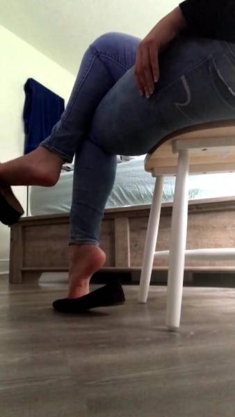 Fetishxqueen watch my high arched soles as i dangle these flats xxx onlyfans porn videos on fangals.org