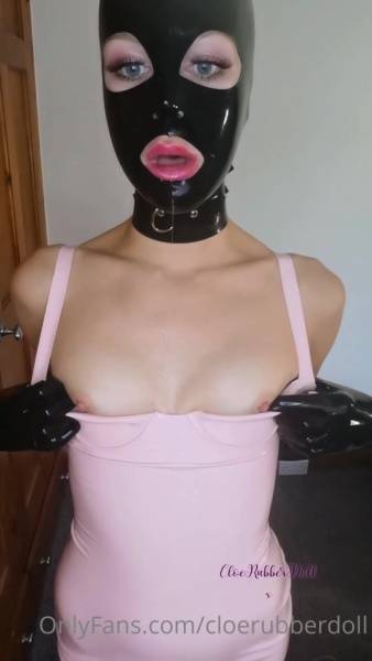 Cloerubberdoll i love dressing up whenever i get new latex i feel xxx onlyfans porn videos on fangals.org