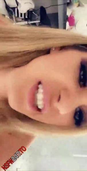 Kayla Kayden riding toy snapchat premium xxx porn videos on fangals.org