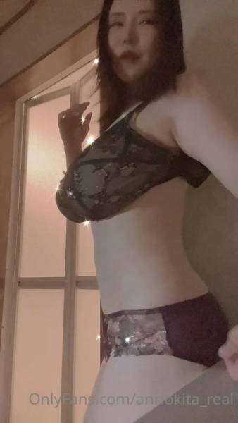 Anri Okita Lingerie Strip Tease Onlyfans Video Leaked on fangals.org