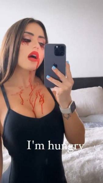 Giovanna Eburneo Bodysuit Zombie Cosplay Video Leaked - Brazil on fangals.org