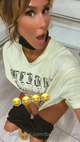 Brittany Furlan Nude Peeing Onlyfans photo Leaked - Usa on fangals.org