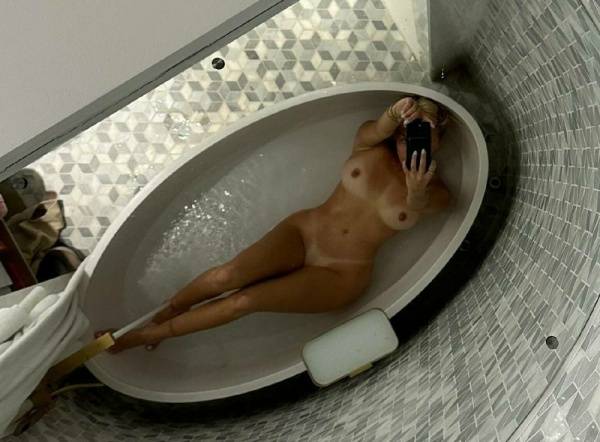 Corinna Kopf Nude Topless Bath Onlyfans Set Leaked on fangals.org