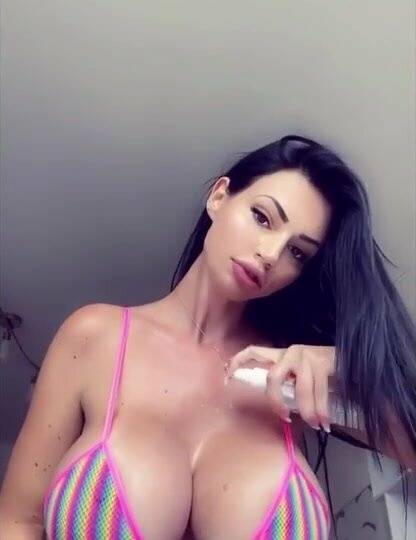 Yvonne Bar Onlyfans Nude Video Leak on fangals.org