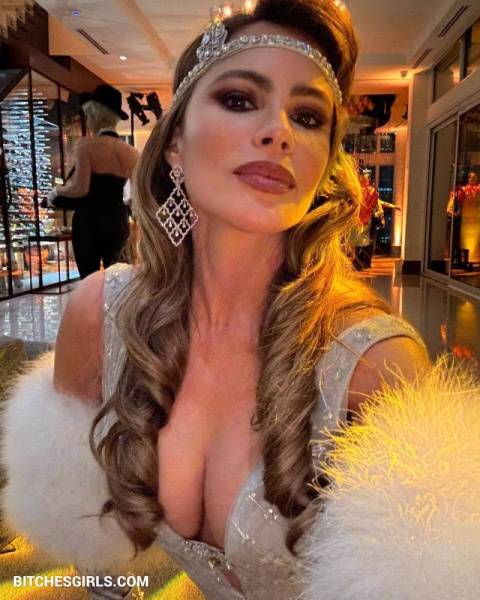 Sofia Vergara Nude Celebrities - Sofia Celebrities Leaked Nude Photo on fangals.org