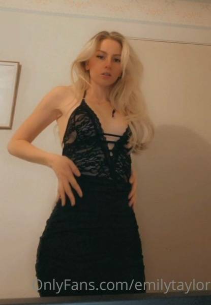 MsFiiire Sexy Dress Striptease Onlyfans Video Leaked - Usa on fangals.org