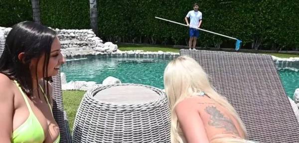 Hailey Rose - [OnlyFans.com] - [2022] - Big Boobie Poolside Threesome, Dan Dangler - 720p on fangals.org