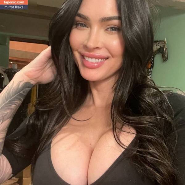 Megan Fox aka meganffox aka meganfox Nude Leaks OnlyFans on fangals.org