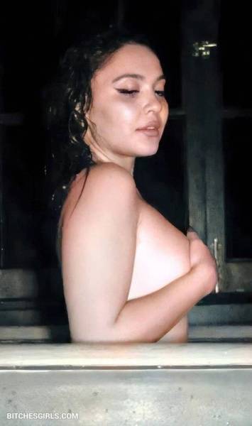 Stella Hudgens - Stellahudgens Onlyfans Leaked Nude Photo on fangals.org