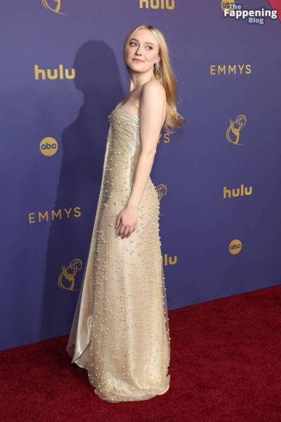 Dakota Fanning Looks Sexy at the 76th Primetime Emmy Awards (77 Photos) on fangals.org