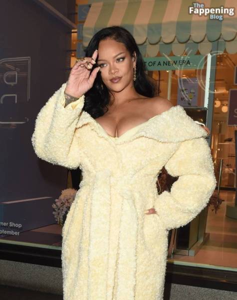 Rihanna Shows Off Nice Cleavage at the Fenty Hair Launch (114 Photos) - Britain on fangals.org