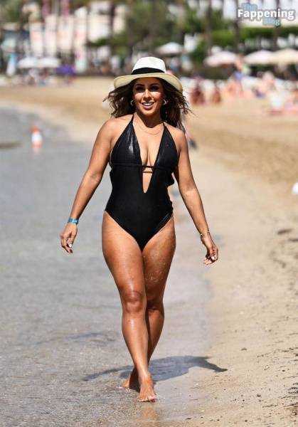 Narinder Kaur Looks Sexy in the Sea While on a Late Summer Break in Ibiza (56 Photos) on fangals.org