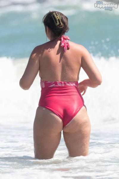 Jacqueline Jossa Has Fun in the Sun on the Beach in Spain (92 Photos) - Spain on fangals.org